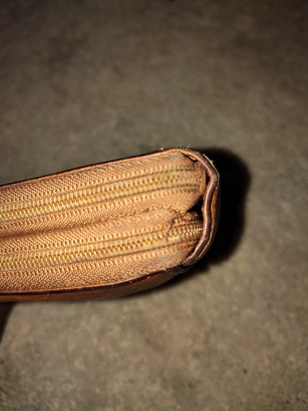 Vintage Distressed Brown Leather Zip-Around Wallet (Flaw - Read)